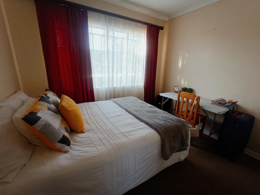 3 Bedroom Property for Sale in Kannoniers Park North West